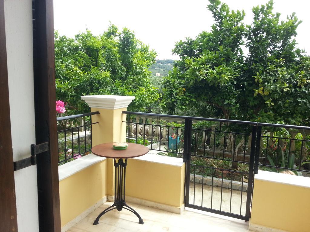 Villa Helen Αρίλλας Εξωτερικό φωτογραφία