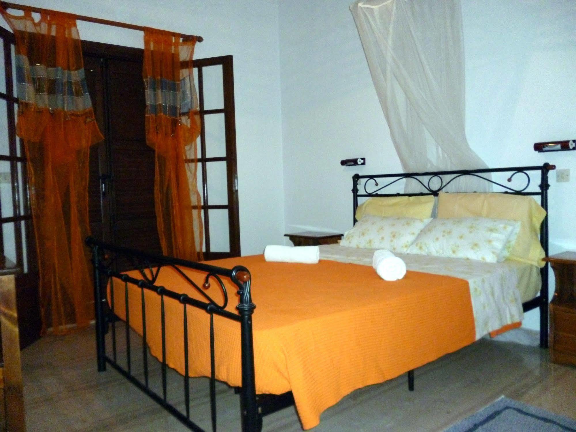 Villa Helen Αρίλλας Εξωτερικό φωτογραφία