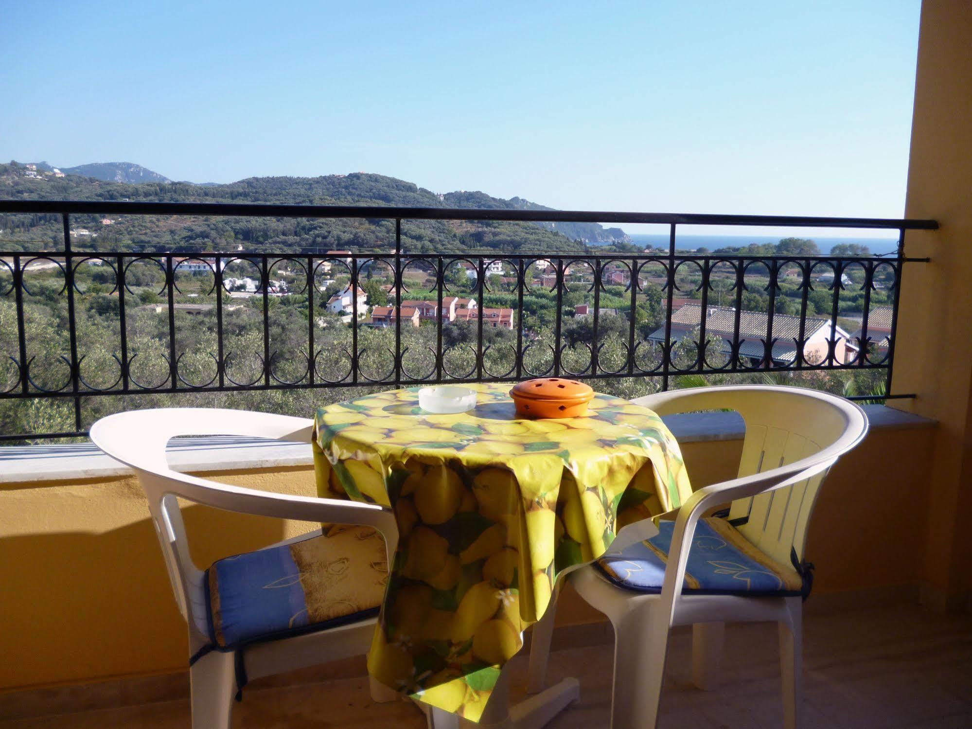 Villa Helen Αρίλλας Εξωτερικό φωτογραφία